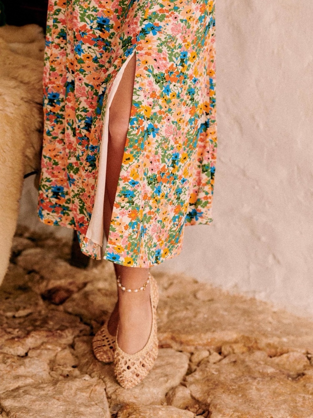 Sézane Tabata Midi Skirt in Spring Garden | NEW WITH TAGS | Size US 4 - Picture 2 of 9